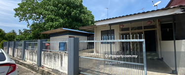 Big land Corner unit 1 Storey Terrace House  1