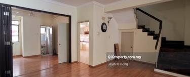 Bandar Utama 2 and Half Storey Terrace House 1