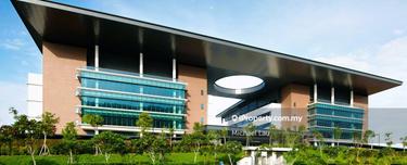 Office building with MSC status 1