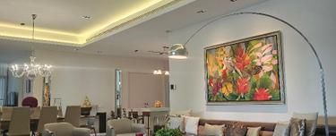 Madge Mansion situated at in Taman U-thant. 5 min drive to klcc.   1