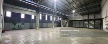 Spacious Fully Covered Warehouse To Let 1
