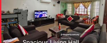 Freehold Gated Well Maintain 4 room Good number good environment 1