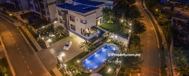 3 storey Bungalow @ Horizon Hills for Sale 1