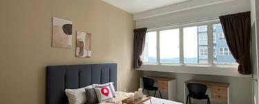 Master room with first month rental discount 50% available to move in 1