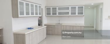 Premium Condo with 3 Car Park - High Floor with Balcony 1