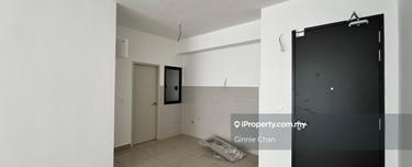 Cheap 4-room Unit, Below Market Price 1