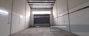 1.5 Storey Link Factory For Rent 1