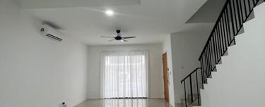 Partially Furnished Terrace House For Rent, Reef of Tropic  1