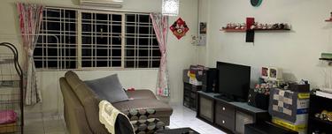 Saujana Apartment @ Damansara Damai for Sale 1