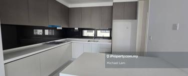 Brand new unit for sale. Good location. 1