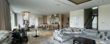Luxury Canal Resort Living 1