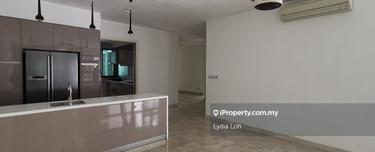 Sastra 4 Bedroom, private lift, well maintained  1