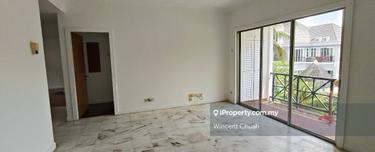 Renovated unit facing swimming pool 1