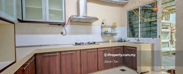 Taman Puncak Jalil, Renovated, 20x70, Kitchen Cab, Gated Guarded 1