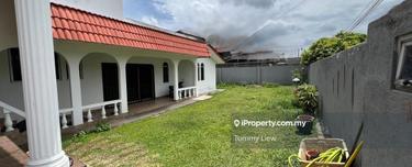 Bungalow Facing South 1