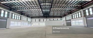 Nusa Cemerlang Semi-detached factory for Rent 1