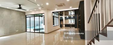 Beautiful Corner semi D bungalow with Swimming Pool with private land 1