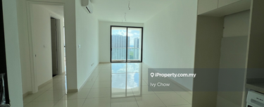 Brand New Unit  Ready to Move In Medini  1