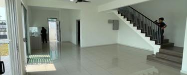 Rumah Teres 2 Tingkat Corner Lot Facing Open di Serenia Ariya Dengkil 1