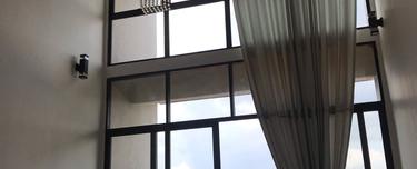 Corner unit with nicely renovated facing wonderful view 1
