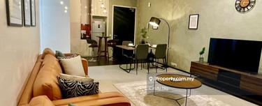 Nicely furnished, quality fittings, special layout with terrace, rare! 1