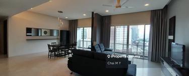 Spacious living and dining with balcony, well condition, good location 1