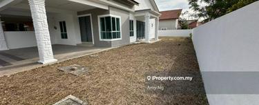 Freehold Single Storey Semi D For Sale 1