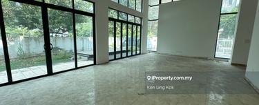Corner Unit Bunglow at The Heart of Forest 1