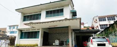 Detached Property on the Main Road of Jalan Sultan Azlan Shah 1