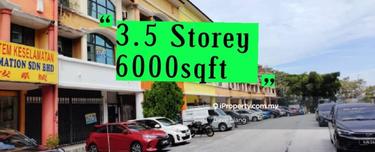 Bandar Puchong Jaya 3.5 Storey Shop Office 1