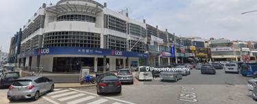 Limiteh Corner Retail Shop in Taipan Business Centre , Subang Jaya 1