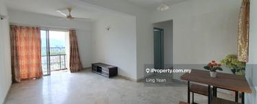 Condo with nice view,  with lift, cozy corner unit, good management. 1