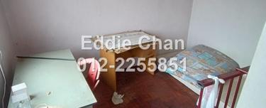 Walking distance to LRT, Matured Township, Freehold, Good Condition 1