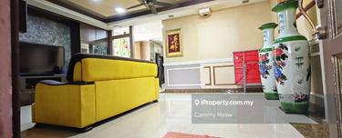 Endlot facing open park up to 5 cars extra gov land 1