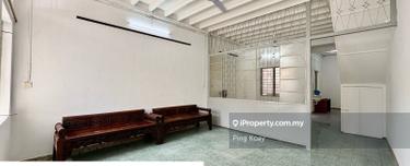 Walking distance to wet market, Well maintained  1