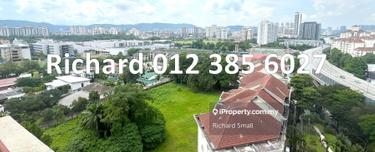 Spacious living and comfort in the heart of KL's embassy zone 1