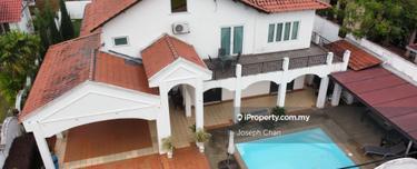 Section 8 Bungalow with Swimming Pool Refurbished 1