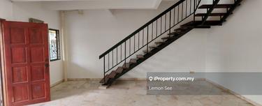 Taman Saujana Puchong Jalan Sp 2 Storey 4 Rooms For Rent 1