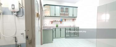 2 Storey House @ Good Location! 1