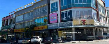 Desa Cempaka 3 Storey Shop Lot 2691sqft Facing Main Road 1