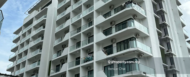 3-Beds Condo For Sale 1