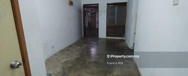 Below market price @ apartment enggang, bandar kinrara 1