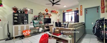 Must View! Move in condition! 1