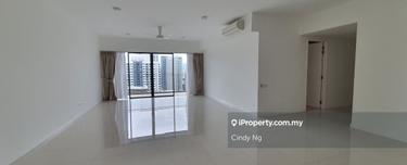 High floor, unblocked view, rare layout with family area, with tenancy 1