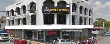 Shop-office for Rent 1
