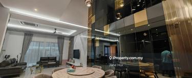 Fully Renovated 3sty Superlink house in 16 sierra Dumalis Puchong  1