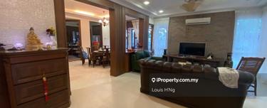 2.5 Storey Semi D Fully Renovated  For Sale   1