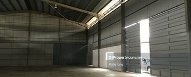 Kundang factory facing main road for rent 1