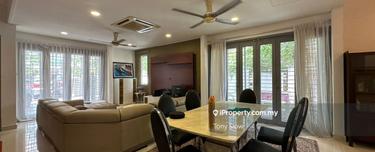 2.5 storey end lot @USJ heights  for Sale 1