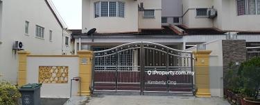 End Lot Double Storey House For Rent  1